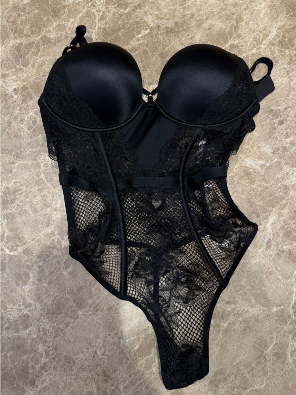 Victoria’s Secret Underwire bustier-style bodysuit Size Medium